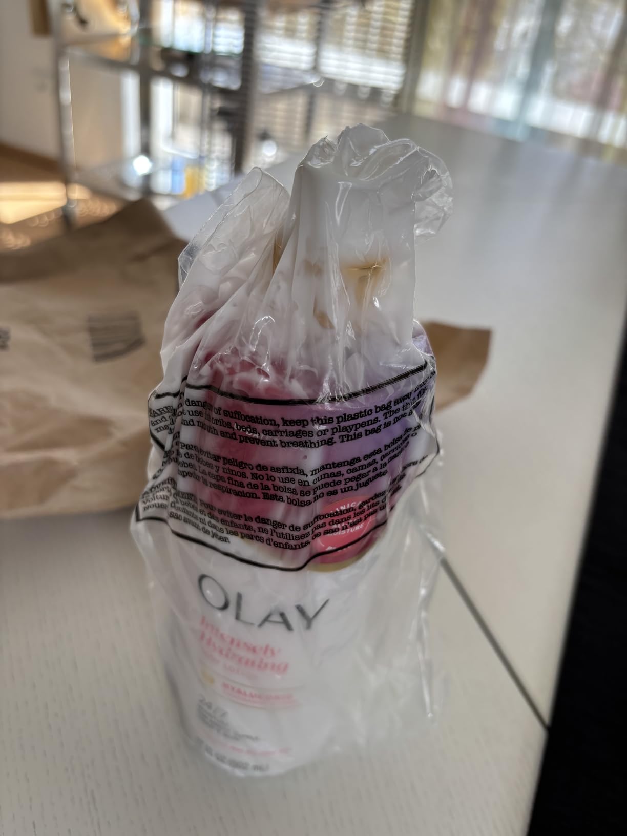 Olay Body Lotion for Women, Smoothing with Retinol Serum, Visibly Smoother Skin, 24hr Moisture & Hydration, Fast Absorbing Formula, Vitamin B3 Complex, For All Skin Types, 17 fl oz