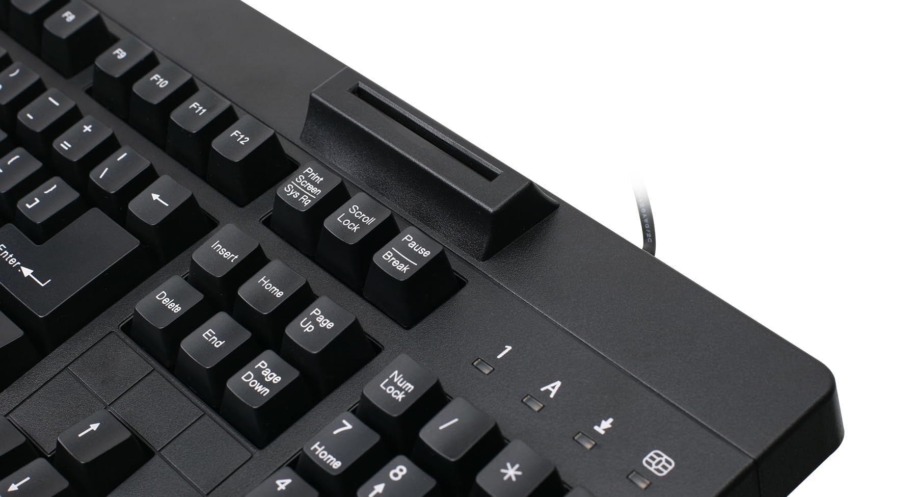 IOGEAR Tastiera cablata, nero (GKBSR202TAA)