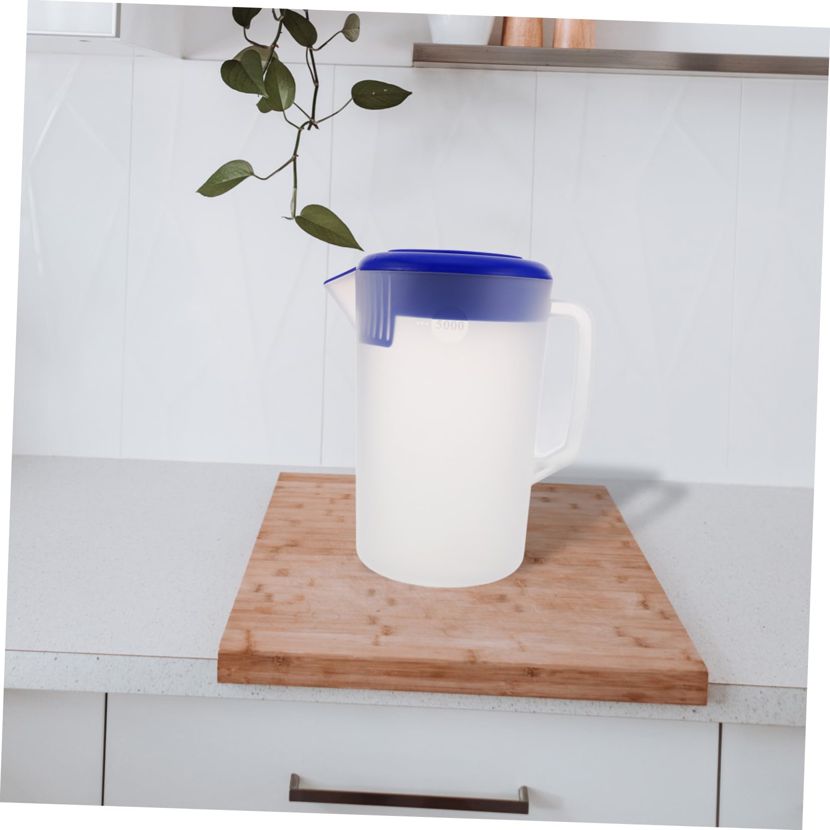 Uonlytech Brocca Design a Larga e Scala Graduata Opaca in Plastica da 5 con Coperchio e Beccuccio per Conservazione in Frigorifero e Servire Bevande