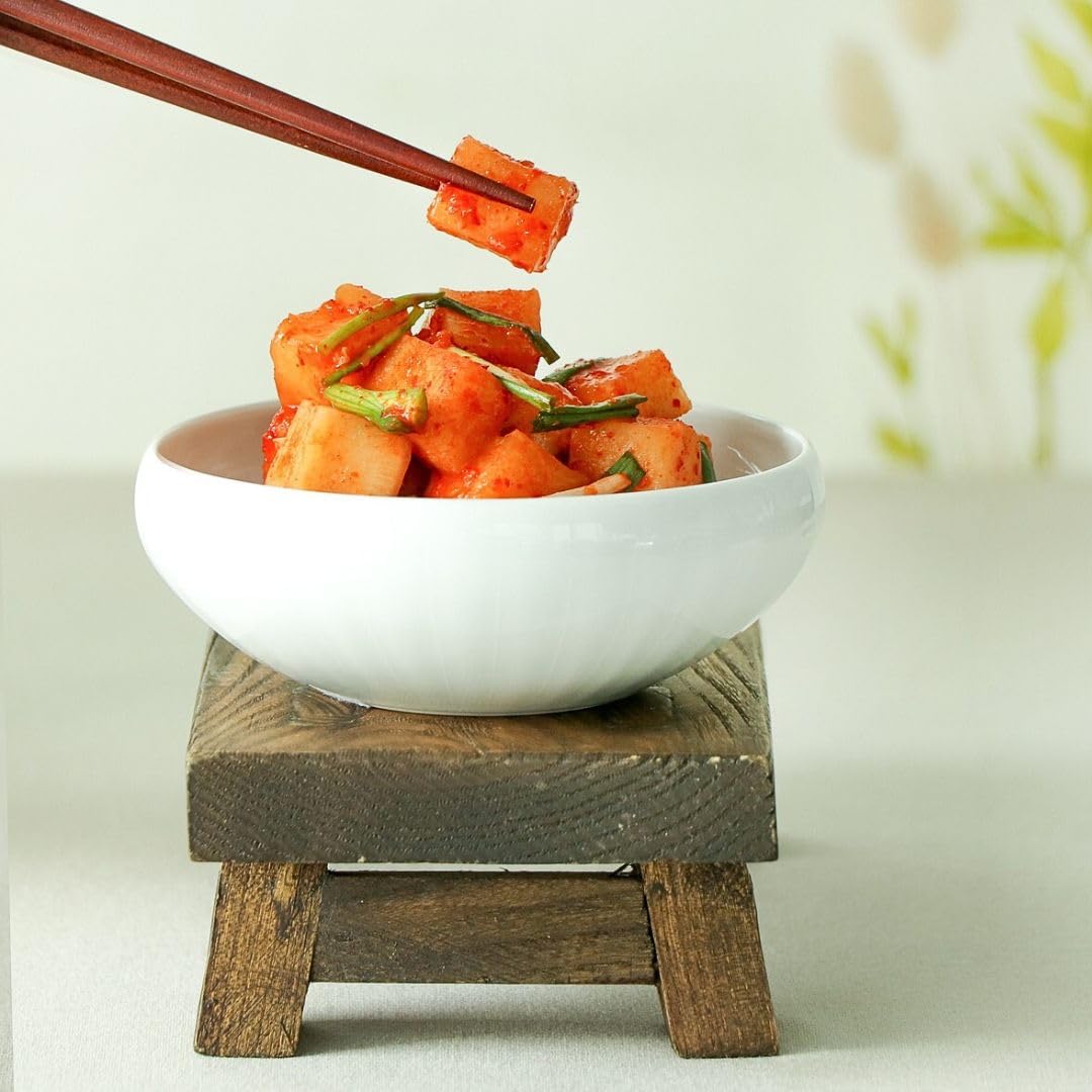 Jongga Kimchi Fresco De Rábano Picante 500g