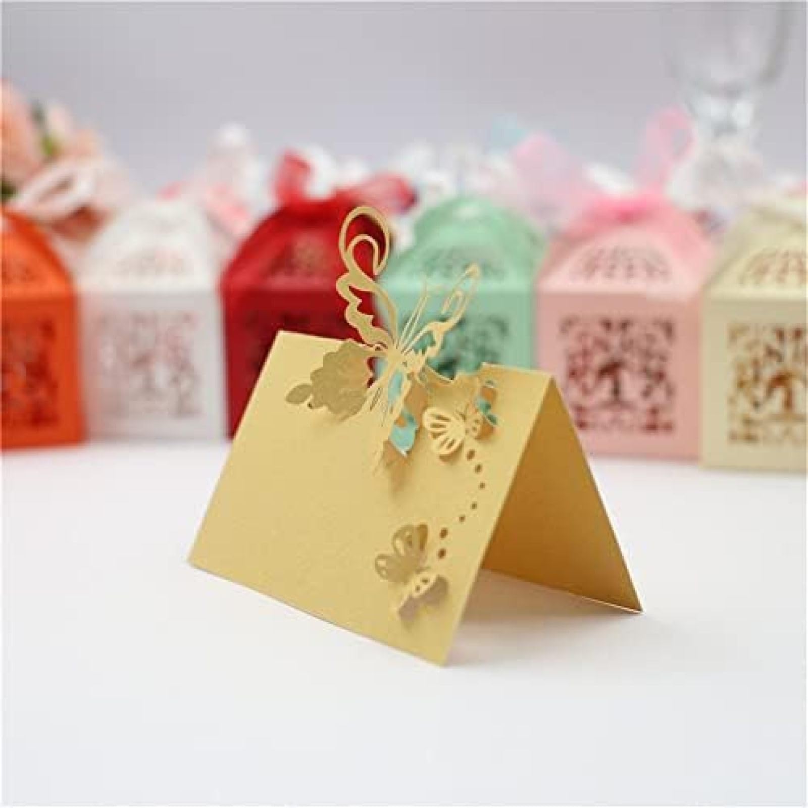 Cartes De Place De Table, 100 Pièces Carte De Place De Table Nom Cartes De Siège Carte De Voeux À Motifs De Papillon Creux pour La Décoration d'anniversaire De Mariage De Bouquet Rouge, Roug