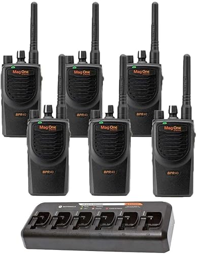 BPR40 Mag One de Motorola - Paquete de 6 radios bidireccionales UHF preprogramadas de 4 vatios y 8 canales con 1 cargador de radio PMPN4184 6
