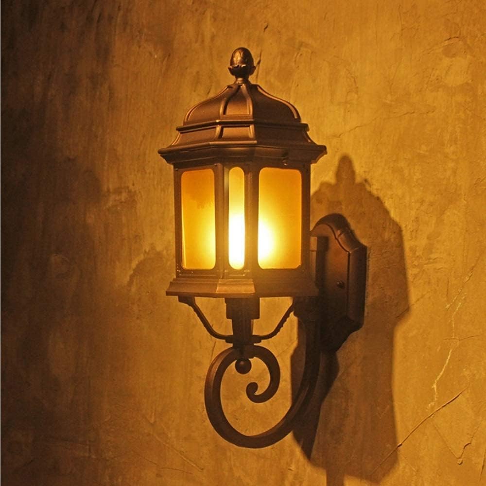 屋外 防雨型照明器具 防水用 壁掛け照明 玄関灯 レトロな防水外壁ライト 鉄のヴィンテージの屋外の壁の燭台 家の装飾は通路の玄関の別 屋外  防雨型照明器具 防水用 壁掛け照明 玄関灯 レトロなスクエア型屋外用壁掛け燭台 パティオ ポーチ照明ランタン壁ライト E27/ 壁 ... 屋外 防雨型照明器具 防水用 壁掛け照明 玄関灯 レトロな防水外壁ライト 鉄のヴィンテージの屋外の壁の燭台 家の装飾は通路の玄関の別