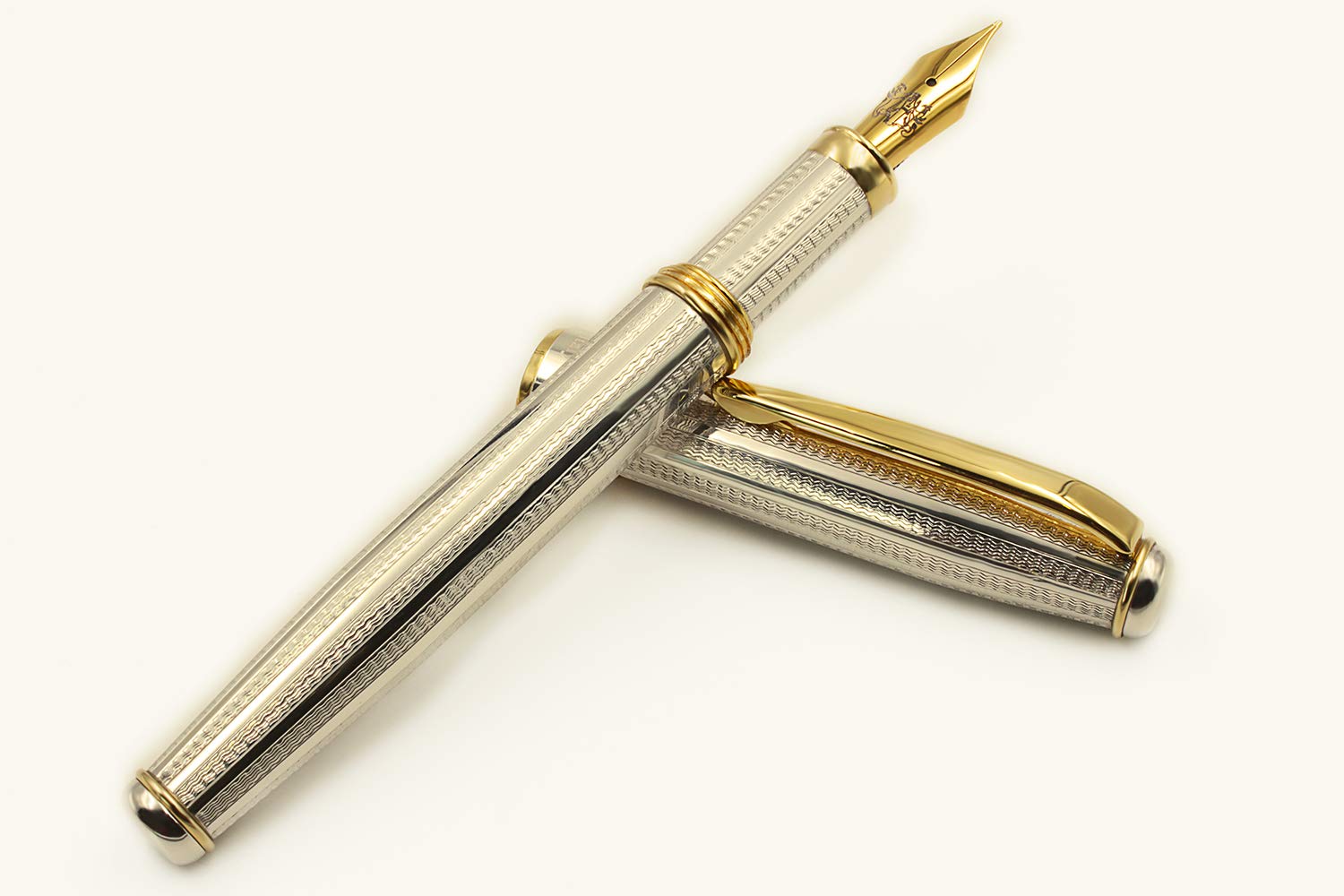 Grifos Writing Istruments Füllfederhalter aus massivem Sterling Silber 925,