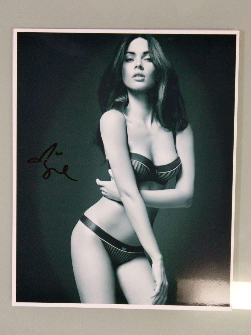Amazon.co.jp: ミーガンフォックス直筆サイン入り超大型写真‥Megan Fox  