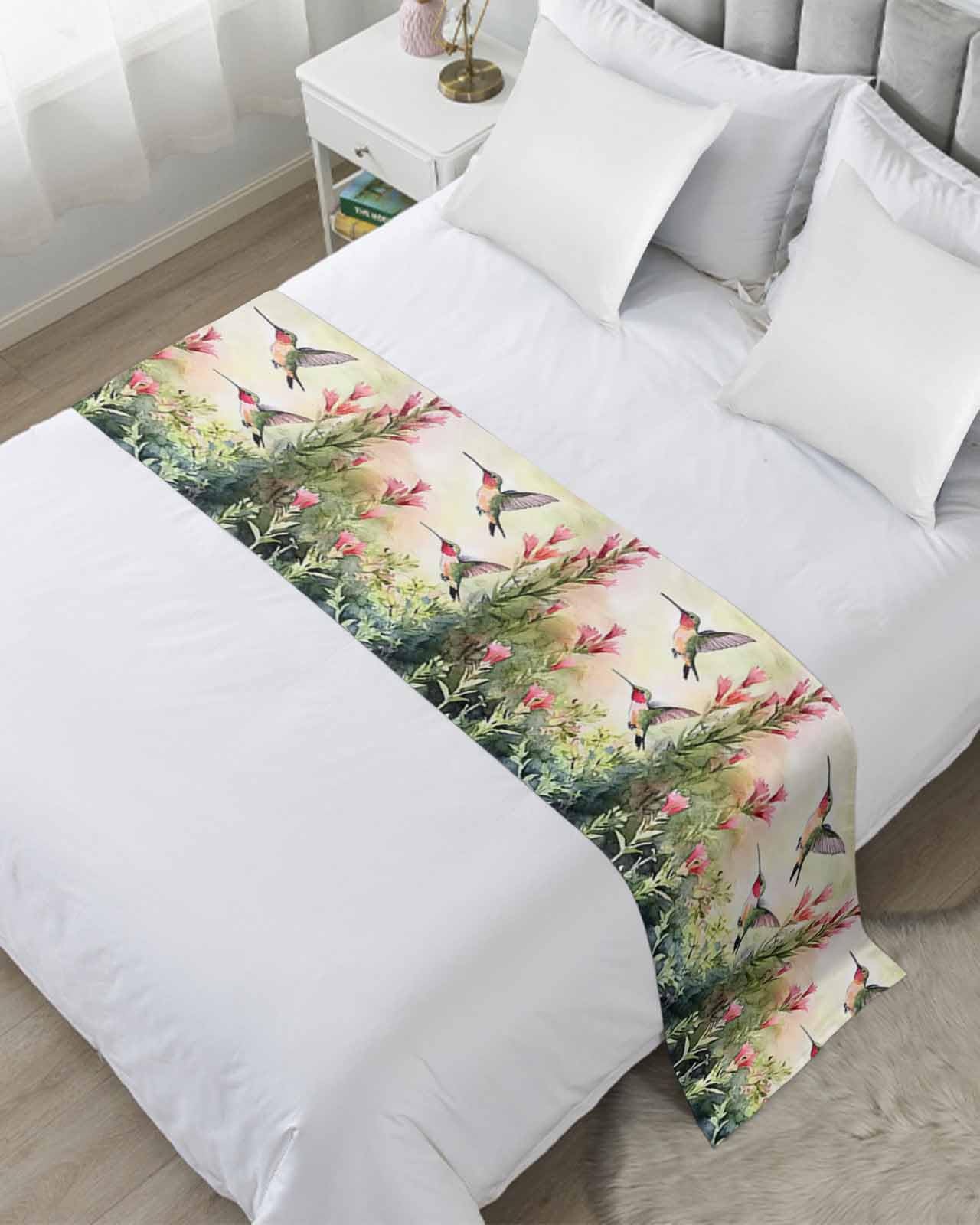 DecorLovee Hummingbird Red Floral Bed Runners for Cal King Size Bed, Decorative Bed Throws for Foot of Bed, Rustic Botanical Green Ombre Bed Runner Sofa Throw Bedding Scarf Protector for Bedroom