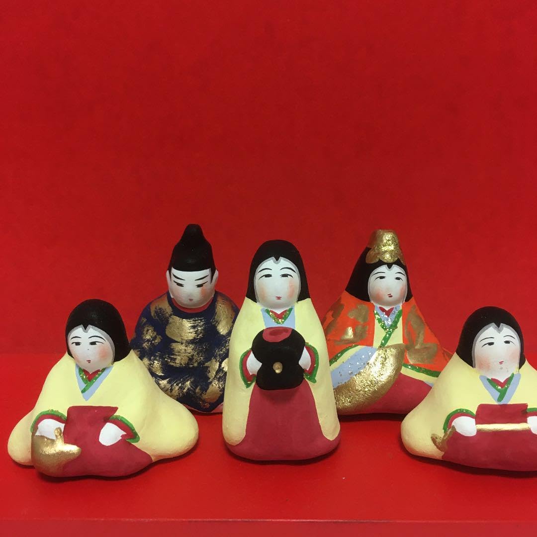 Amazon | 土人形 お雛様 品 岩みつこ先生作 | 平飾り | おもちゃ
