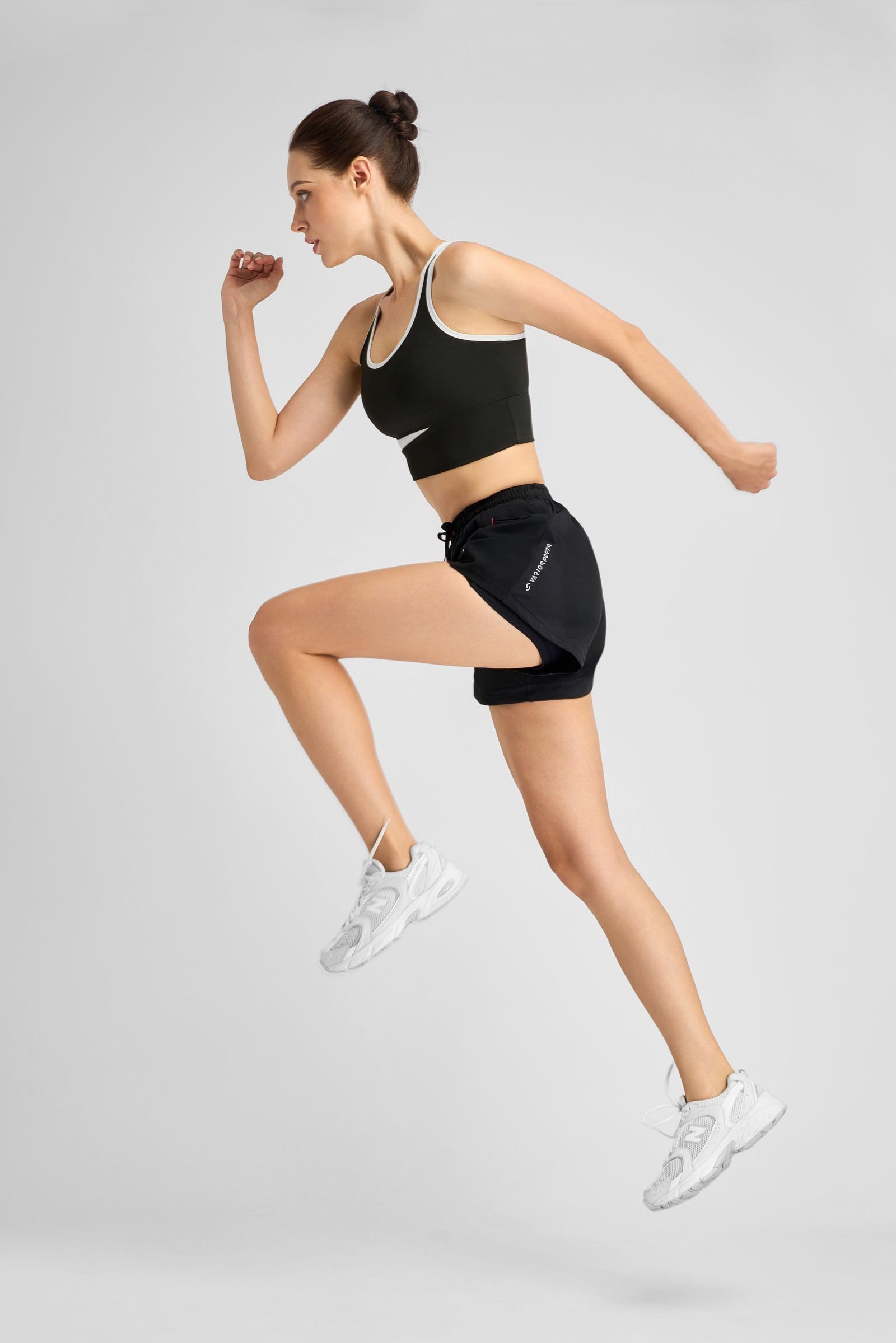 Pantaloncini corti da donna 2 in 1 con pantaloni interni e tasca laterale per cellulare, pantaloni corti da corsa, traspiranti, antiscivolo, L, nero