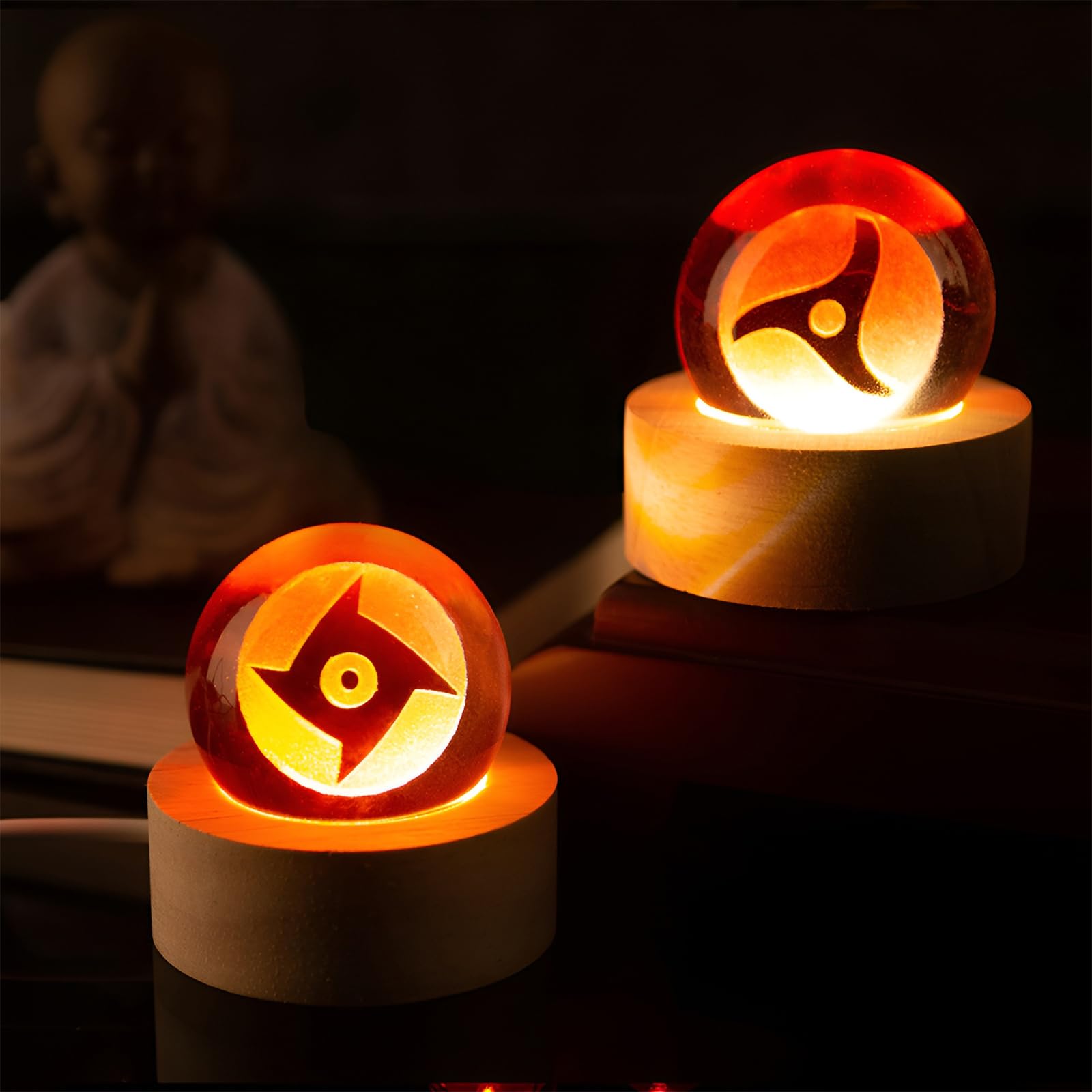 7 Stück Naruto Balls, 3D Sharingan Kristallkugel Nachtlicht, USB 40mm GlasKugel, mit Holzsockel, Naruto Shippuden LED Ball Lampe Anime-Fans Sammlerstücke Geschenk (Stil 5)