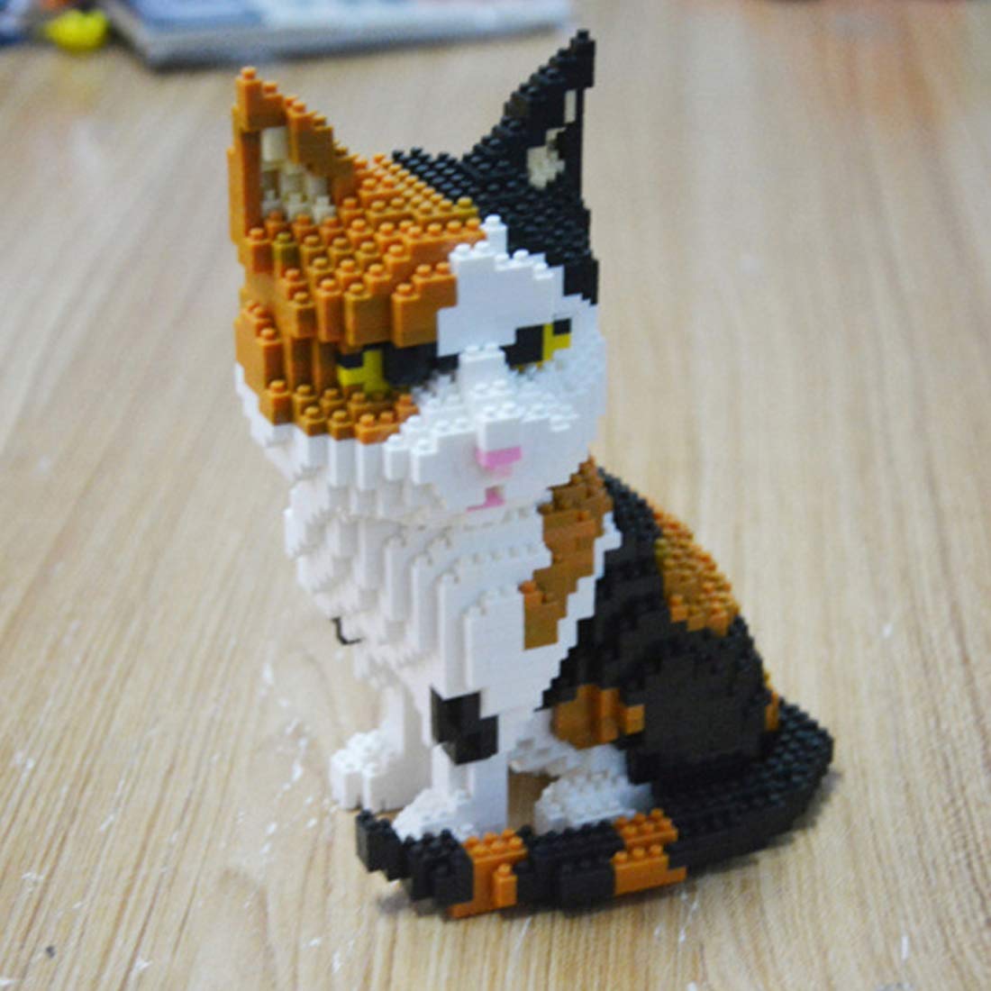 BALODY Sitting cat. Nanoblocks assembly kit. 1300 pieces, 180 mm x 130 mm x 80 mm - Image 4