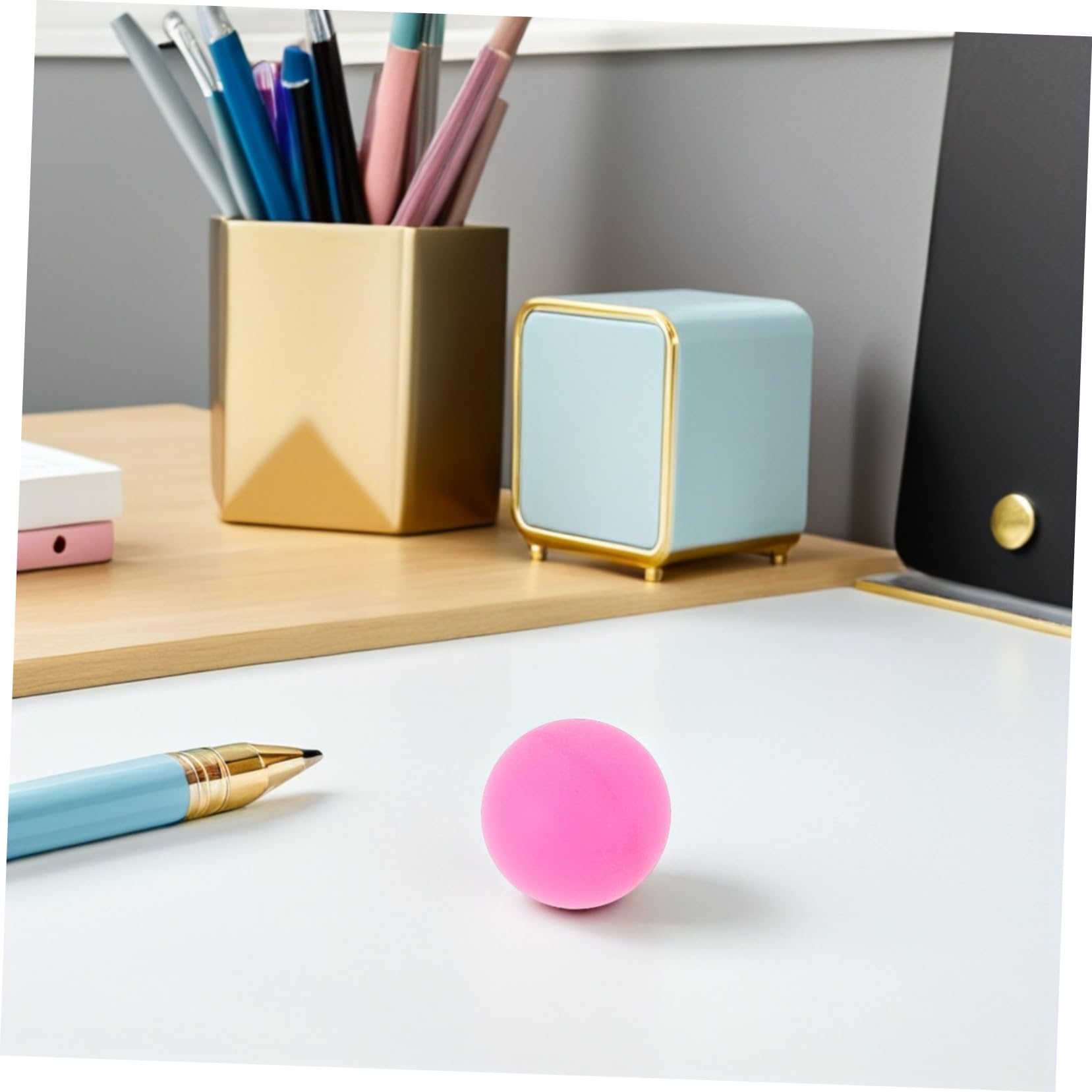 Mikinona 50 Piezas Bolas de Pingpong de Plástico para Fiestas y Actividades Bolas de Entretenimiento Reutilizables para Bar Manualidades y Sorteos Accesorios Versátiles para Eventos y