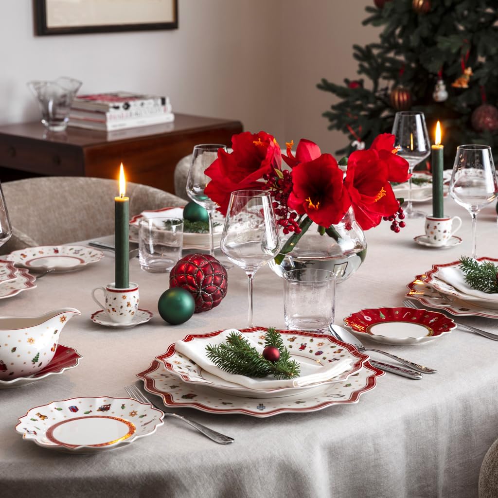Villeroy & Boch, Toy's Delight Piatto da Pane Rosso e Bianco, Adatto per Microonde, Decorazione Natalizie, Piatto, Stoviglie, Piatto Natale, Piatto Ceramica Natale, Porcellana Premium