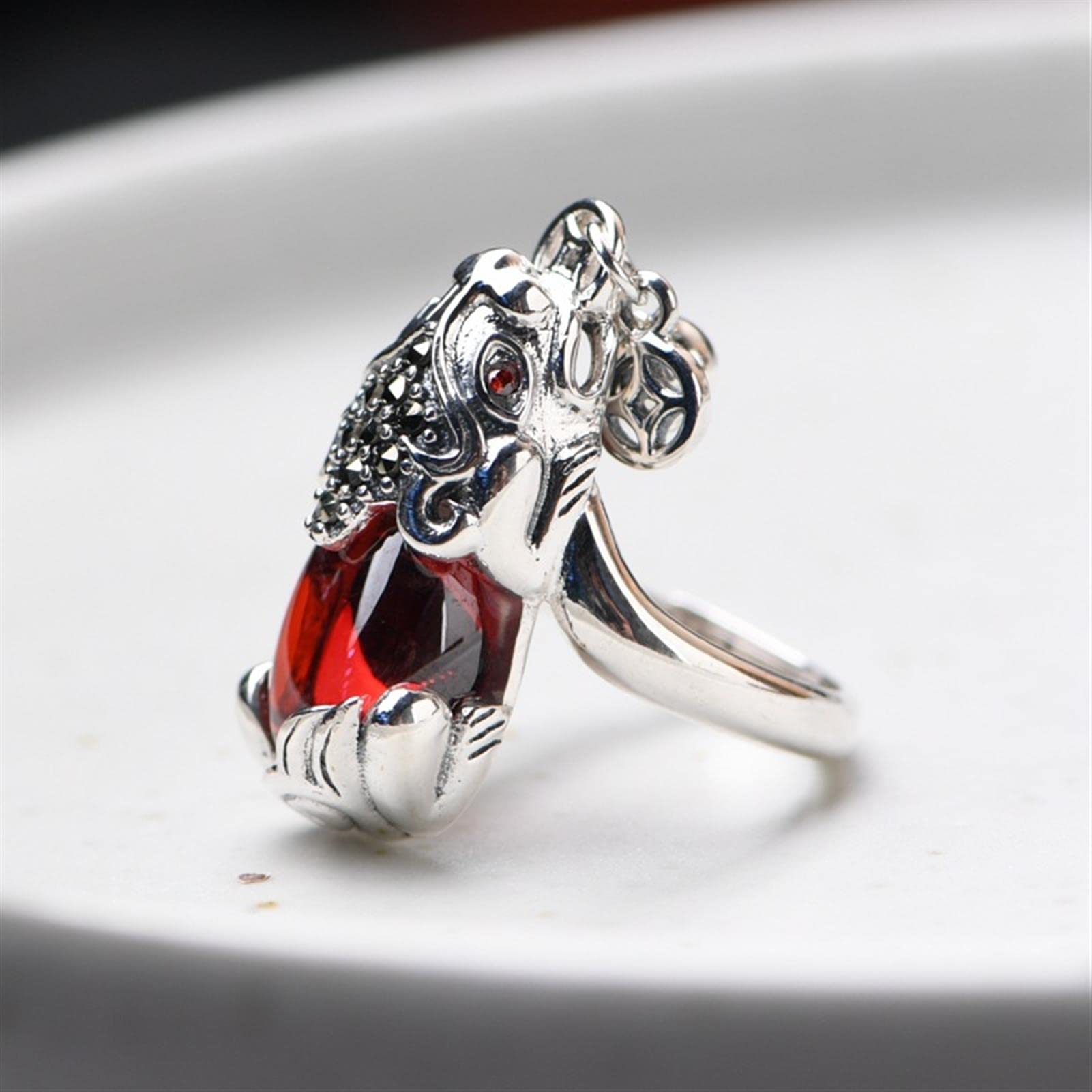 Entfesseln Sie Reichtum und Glück mit Vintage Feng Shui Pixiu Ring Set - 925 Sterling Silber mit roten Granaten Männer und Frauen