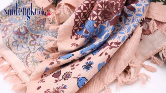 Sciarpe Donna In Lino - Foulard Con Frangia | Marini&Gerardi
