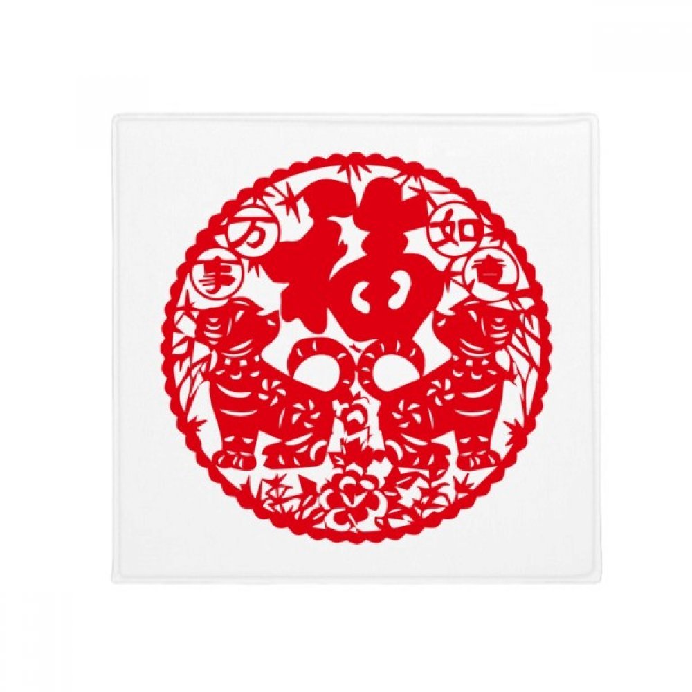Tapis de chien nouvel an chinois pour éviter les glissades sur sol humide