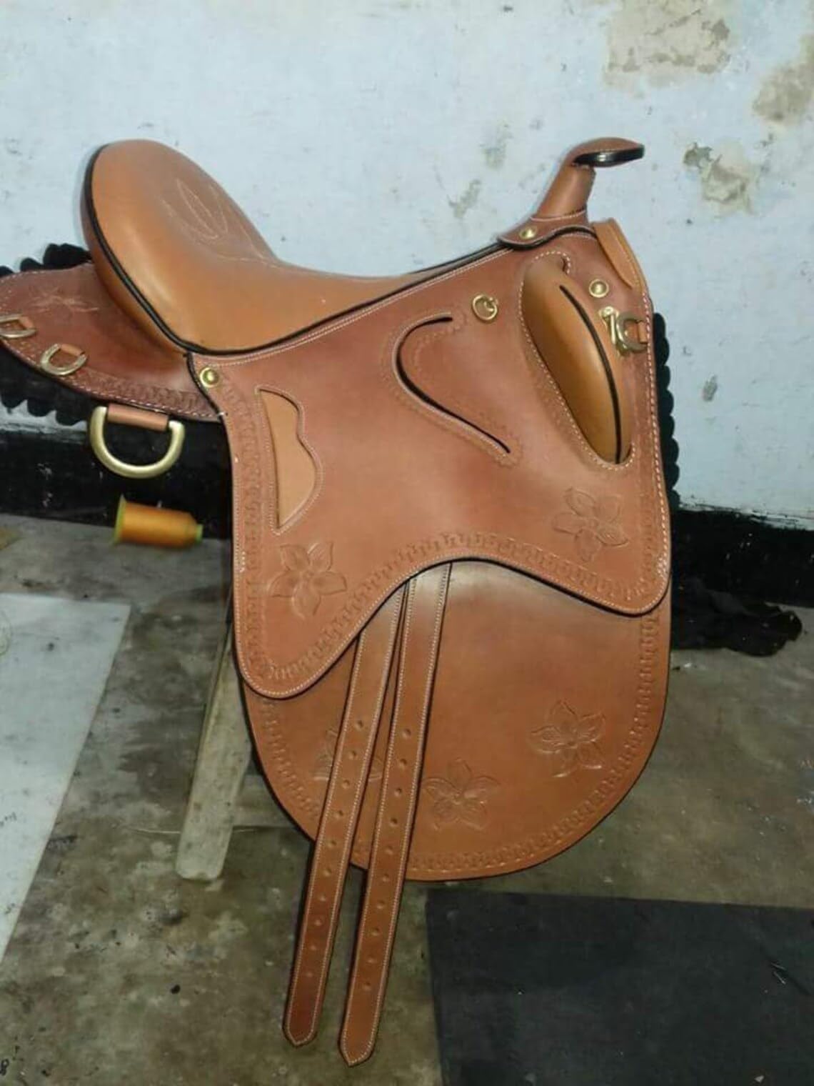 Leather Australian Stock Horse Saddle English Collection Youth Stockman Bush Rider, with Horn Over Girth Under Girth Equestrian Outrider Poly Outback Poley, LS65