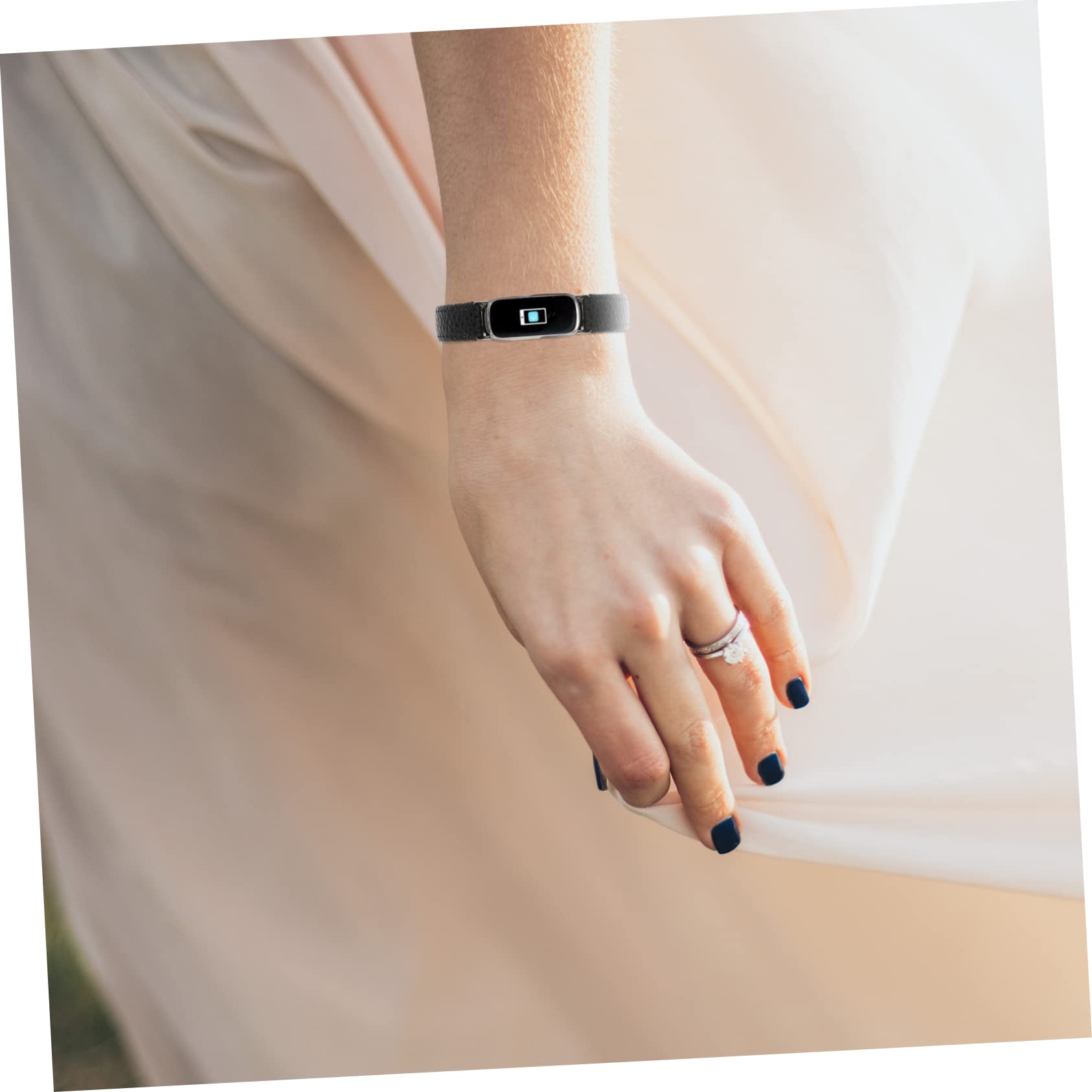 Gadpiparty 5pièces Bracelet De Montre Cuir Texturé Pour Luxe Bracelet Remplaçable Ajustable Et Confortable Élégant Et Accessoire Pratique Pour Montre Connectée