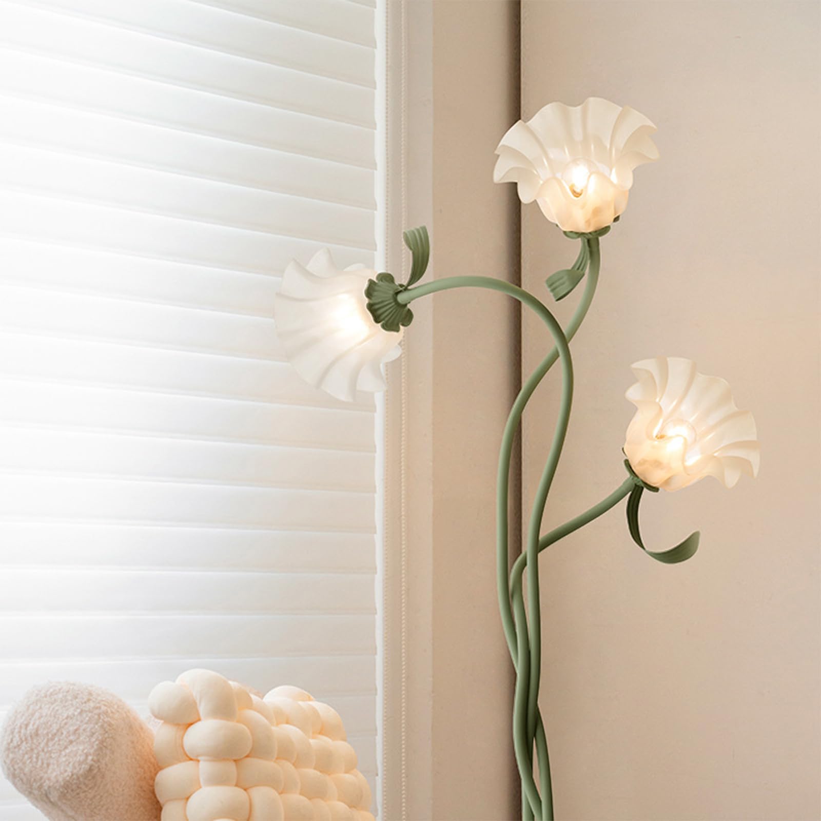 GrüNe Stehlampe Wohnzimmer,Europäische DIY Eisen Stehlampe Mit 3 Drehbaren Blumen,170 Cm Moderne Floor Lamp Geeignet FüR Schlafzimmer,Wohnzimmer,Arbeitszimmer,BüRo,Inklusive 3 GlüHbirnen