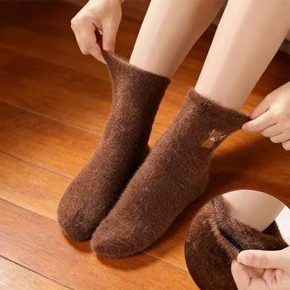 Fuzzy Highland Cow Socks, 5 par uroczych haftowanych skarpet Highland Cow Crew Sock, puszyste zimowe ciepłe, skarpety do spania dla kobiet