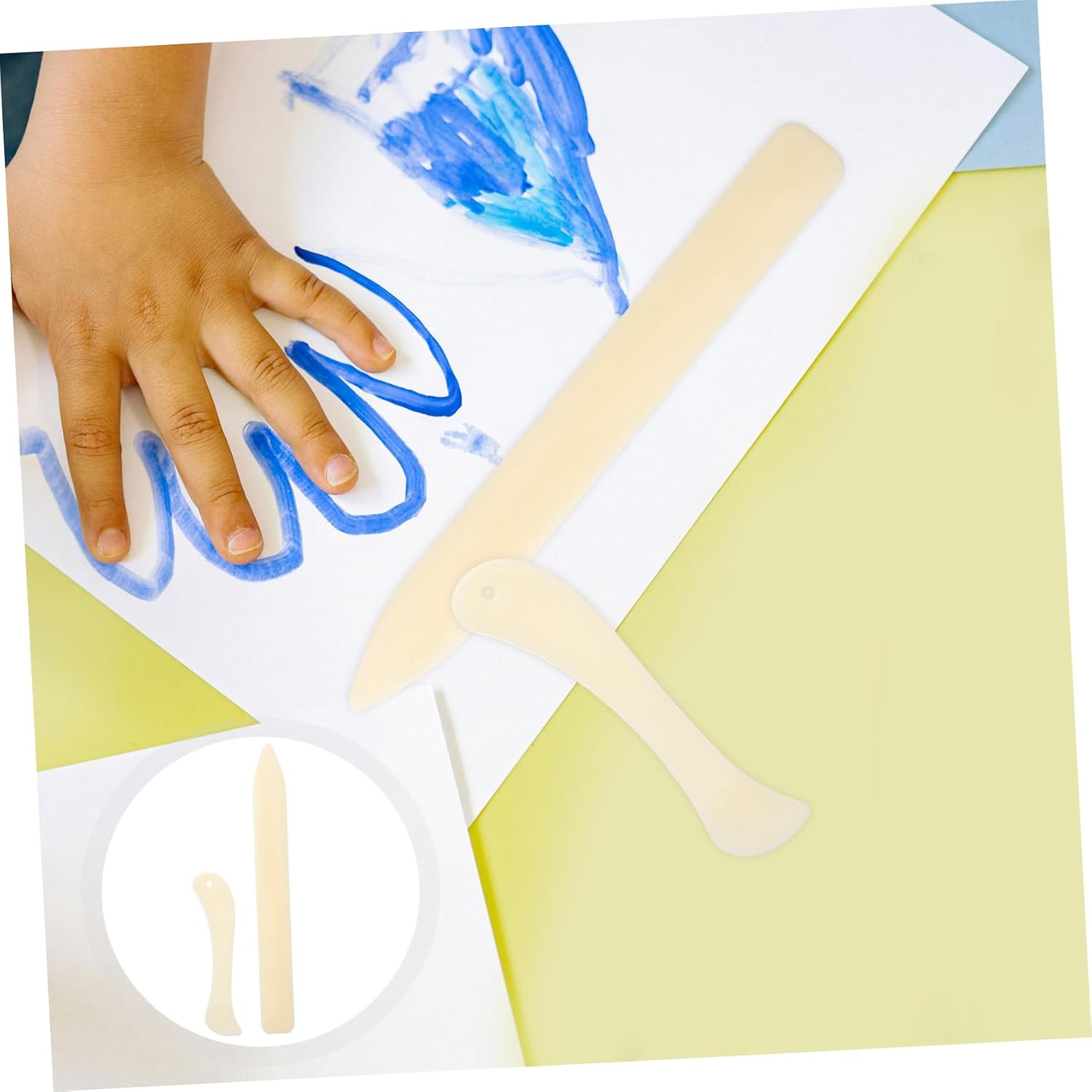 2pcs Plastic Bone Folder Tool Paper Creaser for Bookbinding Card Making and Scrapbooking Ergonomic Design for Comfortable Use for Crafts and Diy Projects