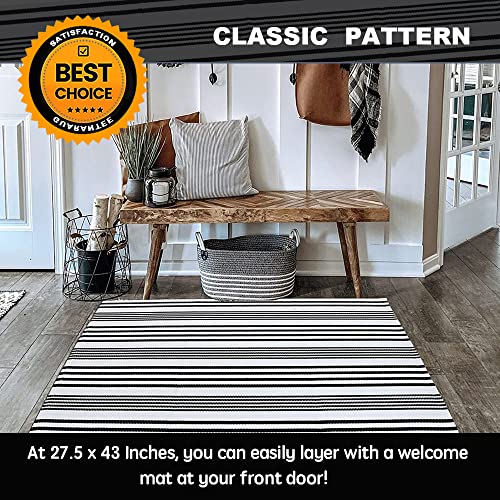Tapete decorativo algodón negro y blanco 27.5 x 43 pulg miniatura 4