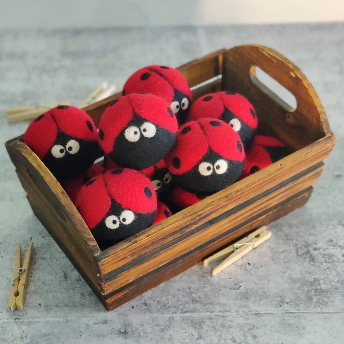 Friendsheep Bolas de lana para secadora, paquete de 6 unidades, tamaño XL, orgánicas, reutilizables, libres de crueldad, hechas a mano, comercio justo, sin pelusas, suavizante de tela, mariquitas
