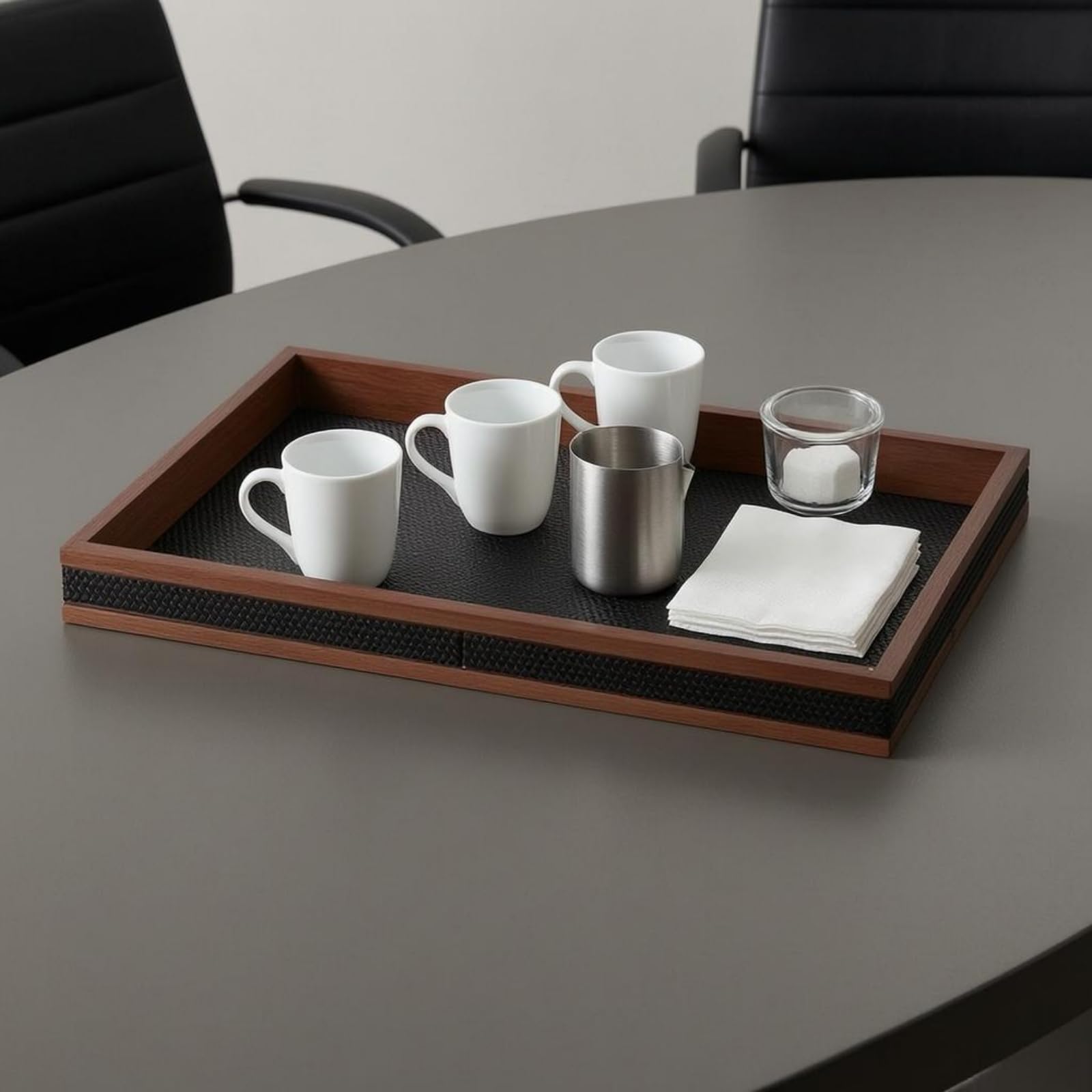 Bandeja Rectangular para Servir Bandeja de Servicio Bandeja de Mesa Bandeja de Presentación con Marco de Madera y Superficie de PU Base de MDF Estable, Beige