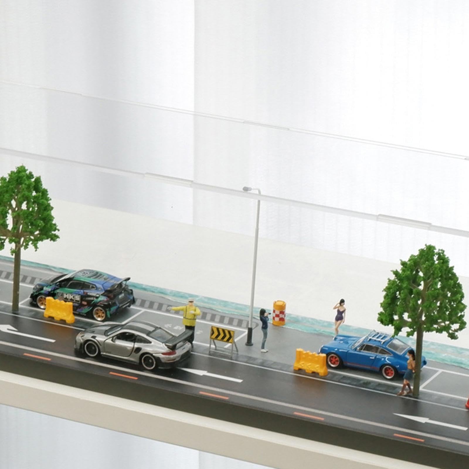 Modelo 1:64, Vitrina de Coche, Regalos, Modelo de Garaje estacionamiento para el hogar, librería, Oficina, Carretera Junto al mar