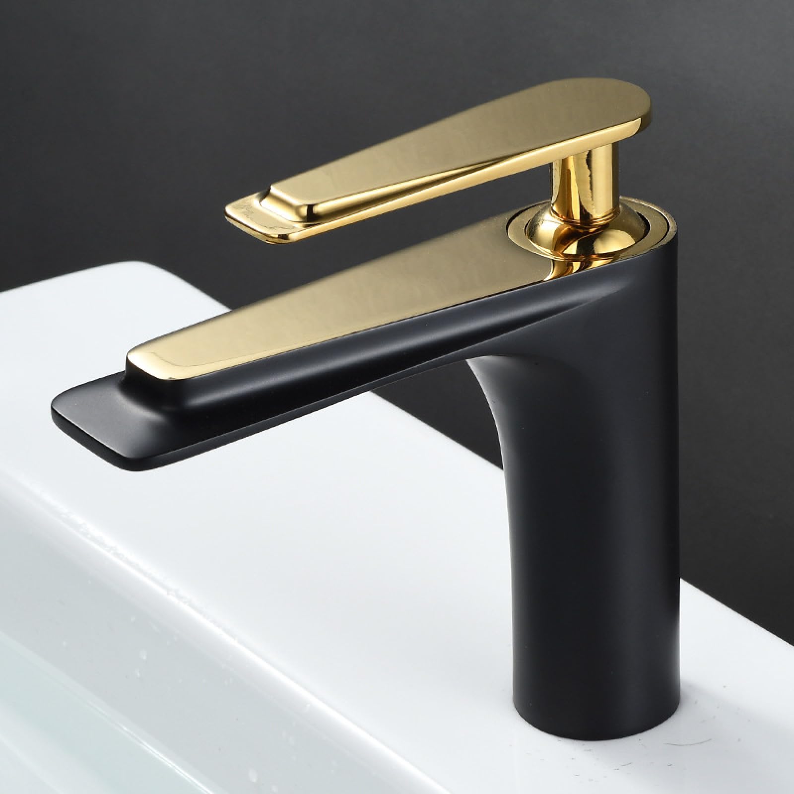 Mitigeur de salle de bain eau chaude froide avec cartouche céramique