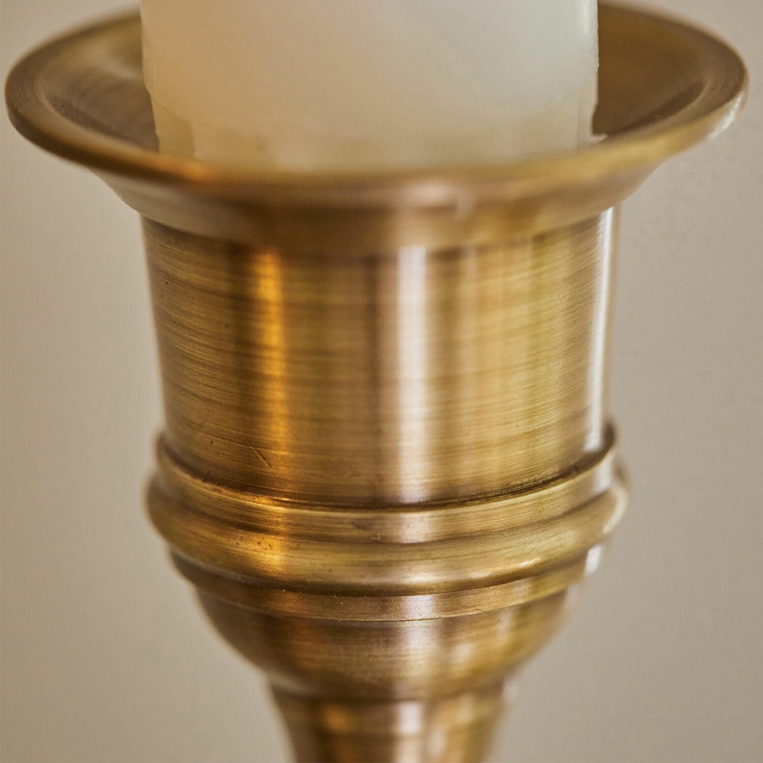 Loberon Kerzenständer 4er Set Namoris - Gold, Gold | Verschiedene Größen, Mattes Finish, Vintage-Design, Zeitlose Eleganz, Kerzenhalter, Messing