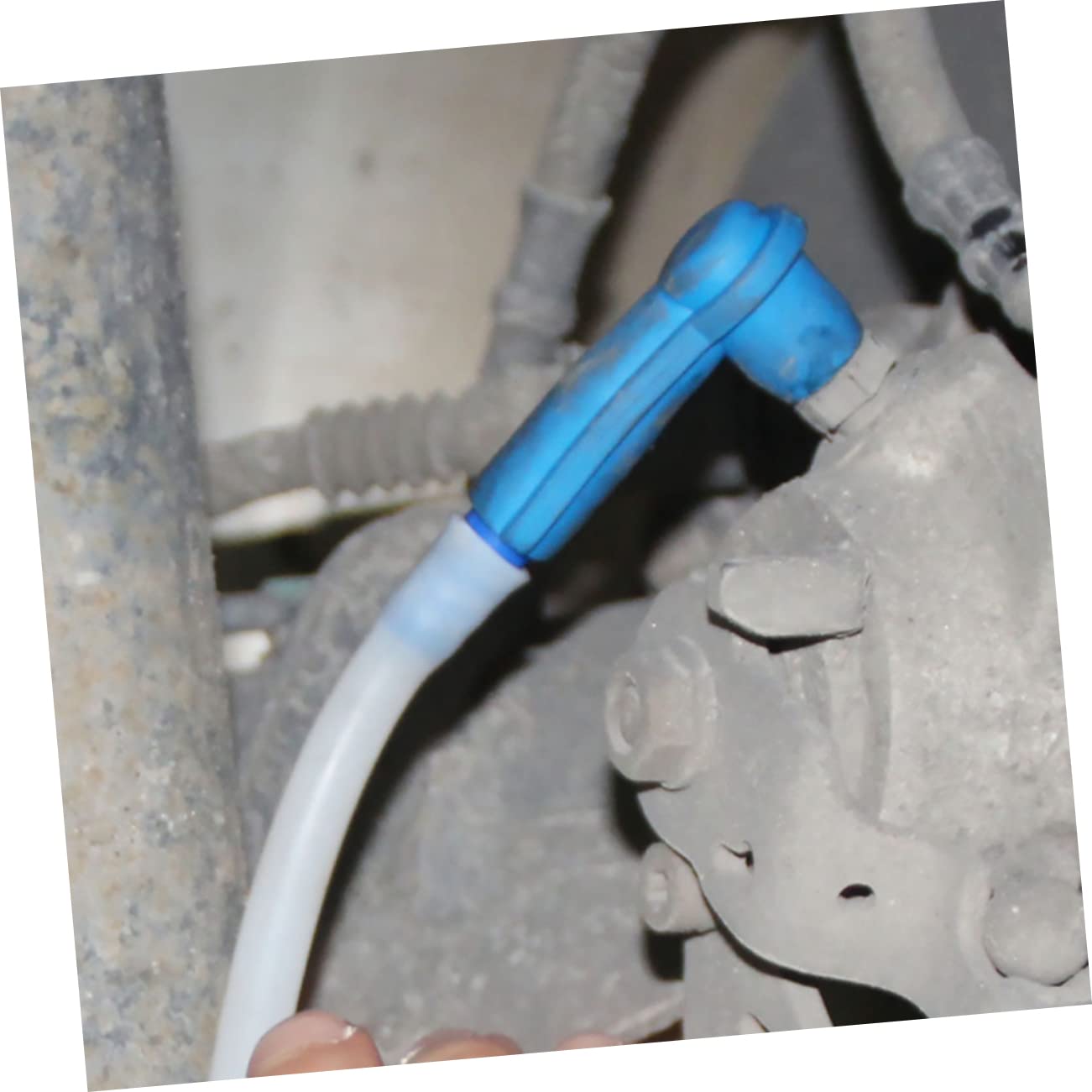 Cabilock 10Pcs Brake Fluid Connector for Car Maintenance Durable Brake Oil Change Tools Easy to Install and Remove Practical Brake Bleeder Connectors Blue