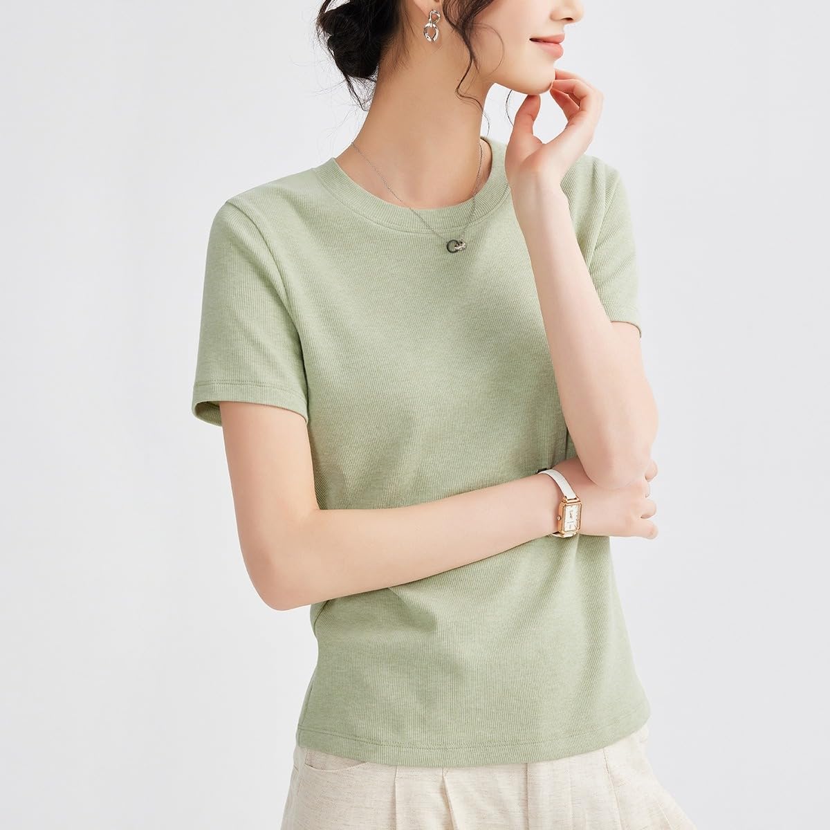 T-shirt da donna in cotone girocollo a maniche corte