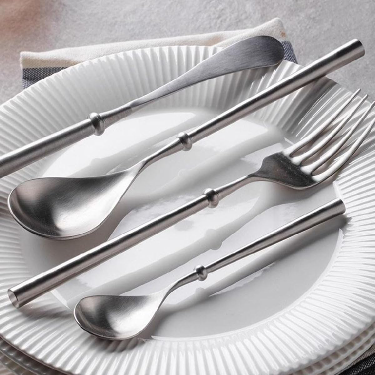 Stainless Steel Knife Fork, Bamboo Knives Forks16 Pieces Silverware Set Flatware Cutlery Service for 4，40 Piece Set for 10