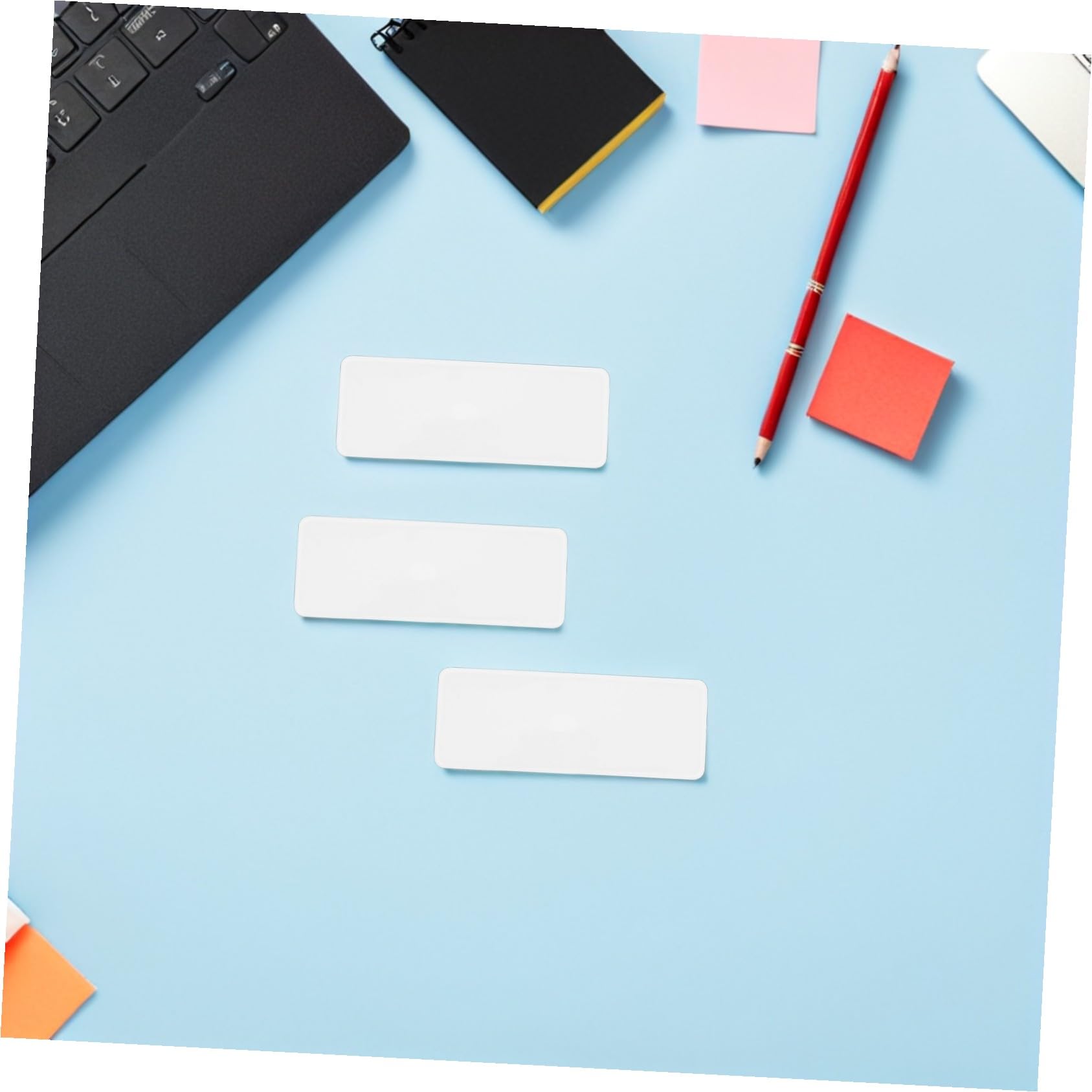 70 Stück Teiliges Magnetisches Dry-erase Namensschild- Abwischbare Weiße Etiketten mit Starkem Magnetrücken Wiederverwendbar Rückstandsfrei für Whiteboard Büro Schule und Events
