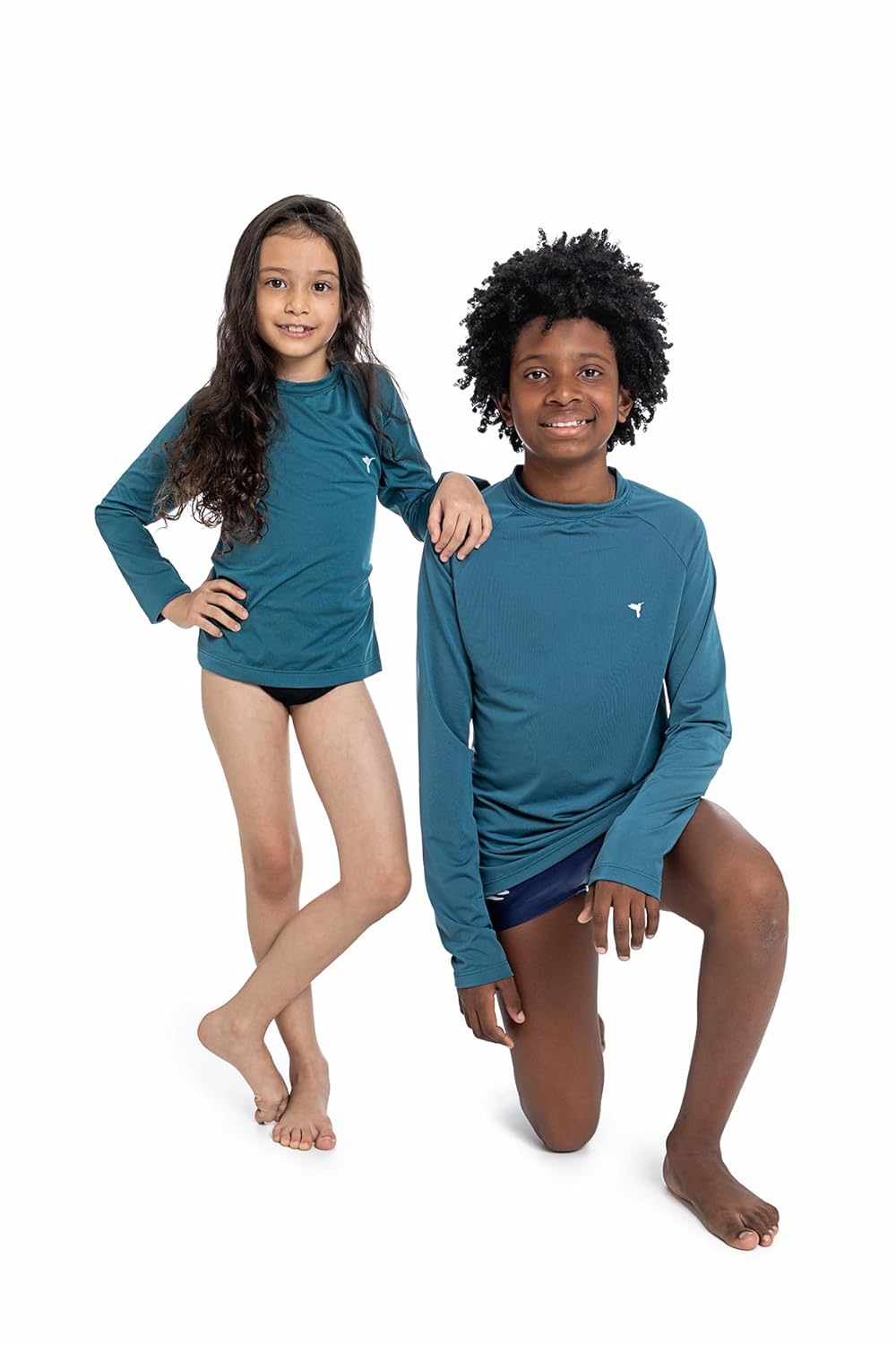 Camisa Infanto Juvenil Proteção Solar Uv + 50 Camiseta Segunda Pele Térmica Longa Moda Praia em promoção! Veja a oferta e mais achadinhos de Moda praia infantil 4 Hoje é o melhor dia para comprar Camisa Infanto Juvenil Proteção Solar Uv + 50 Camiseta Segunda Pele Térmica Longa Moda Praia com aquele preço maroto! Promoção! Aproveite a oferta! 4