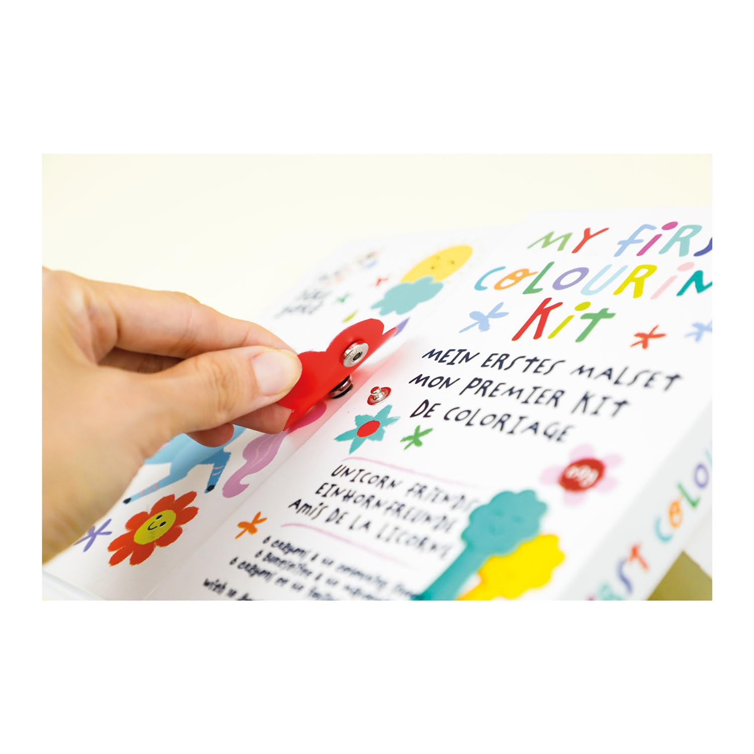 Haku Yoka Unicorn Friends My First Colouring Kit - Image 4
