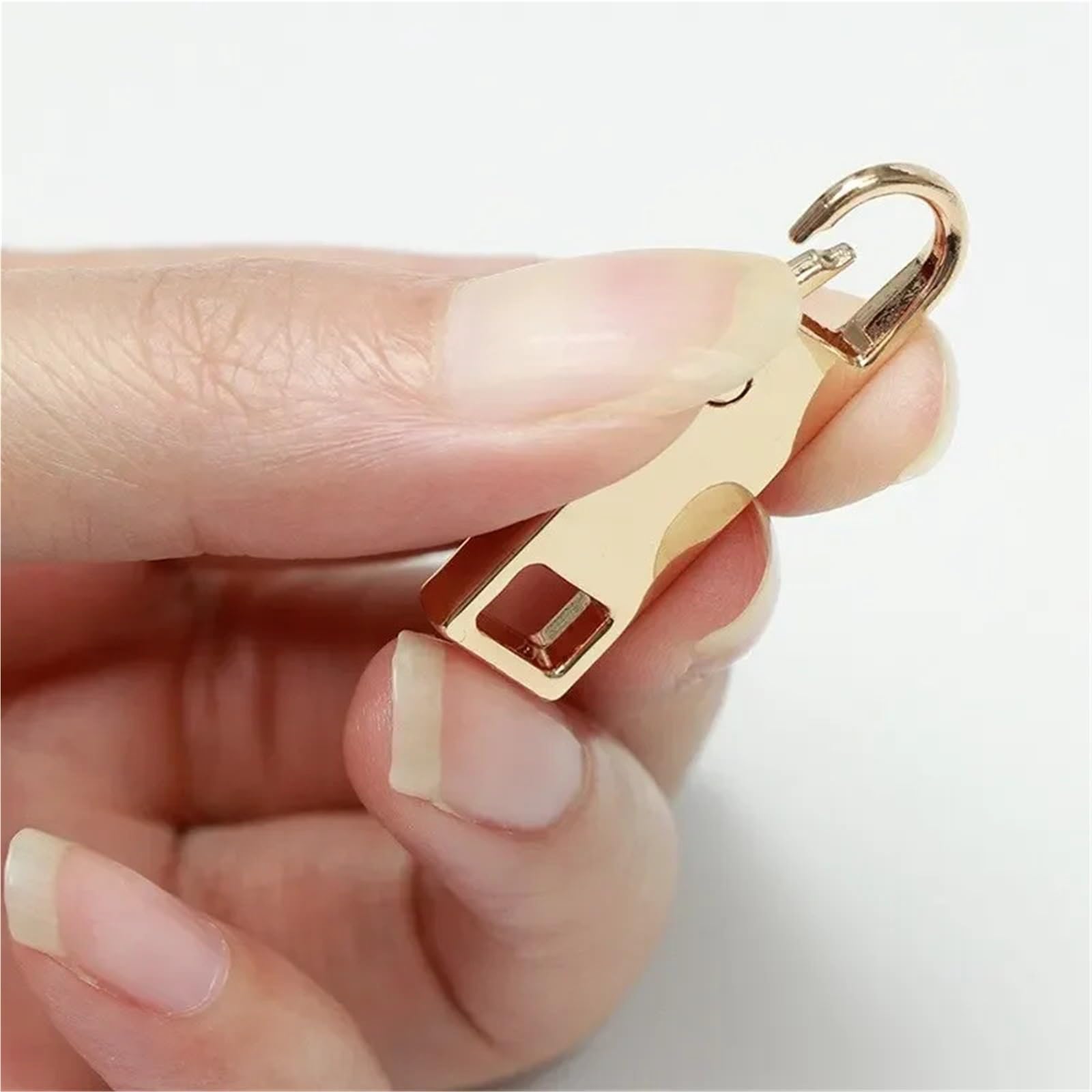 Tiradores de cremallera, 50 unidades, cabeza de cremallera extraíble de metal, deslizador universal para bolsas y ropa, ganchos de cremallera de repuesto (plateado)