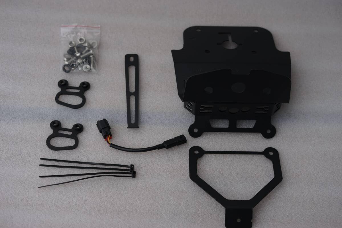 Amazon.co.jp: z900rs Long Tail Cowl + Fenderless Kit Javimotor 