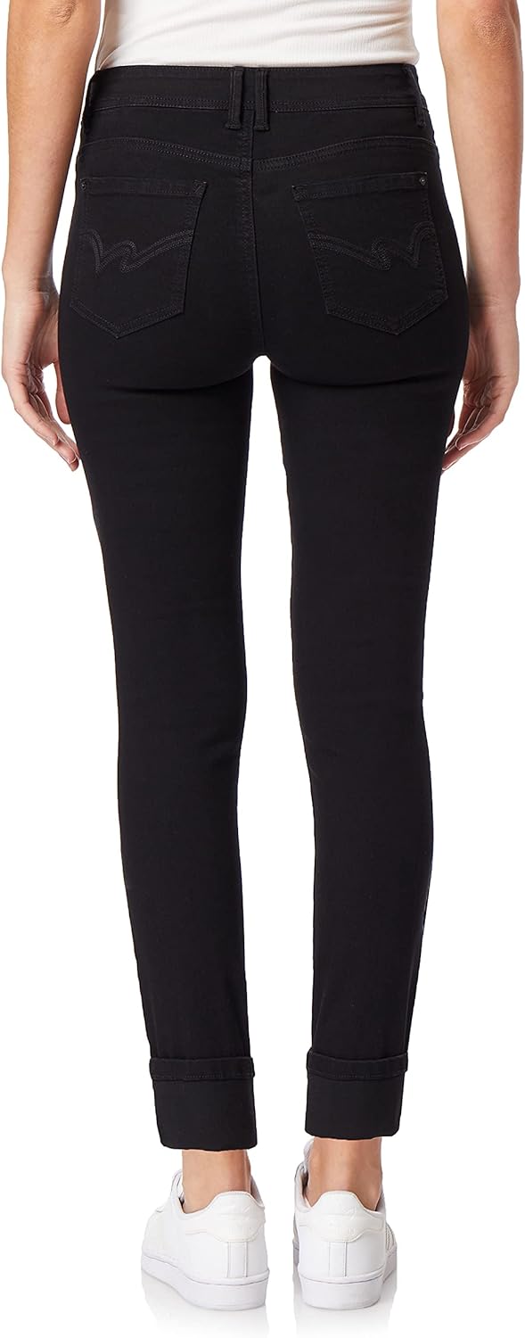 WallFlower Women’s Flirty Curvy Skinny High Rise Insta Stretch Juniors Jeans (Standard and Plus)