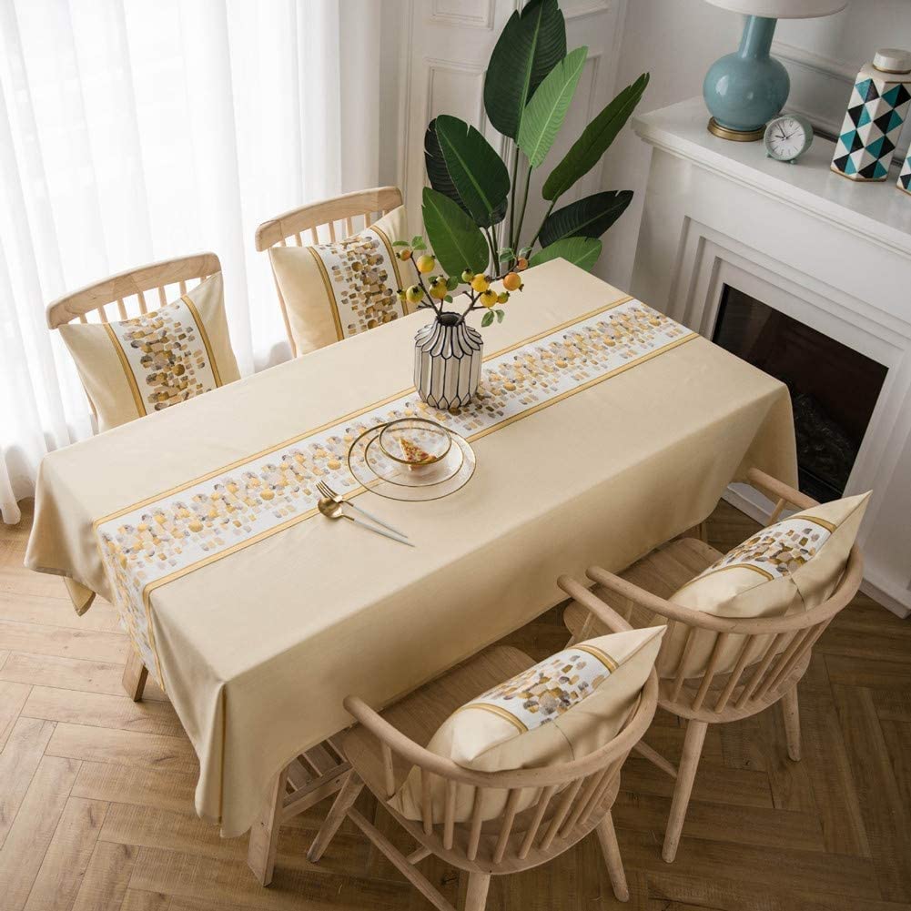 Nappe de fête antitache beige 135x220 cm, matière essuyable haut de gamme