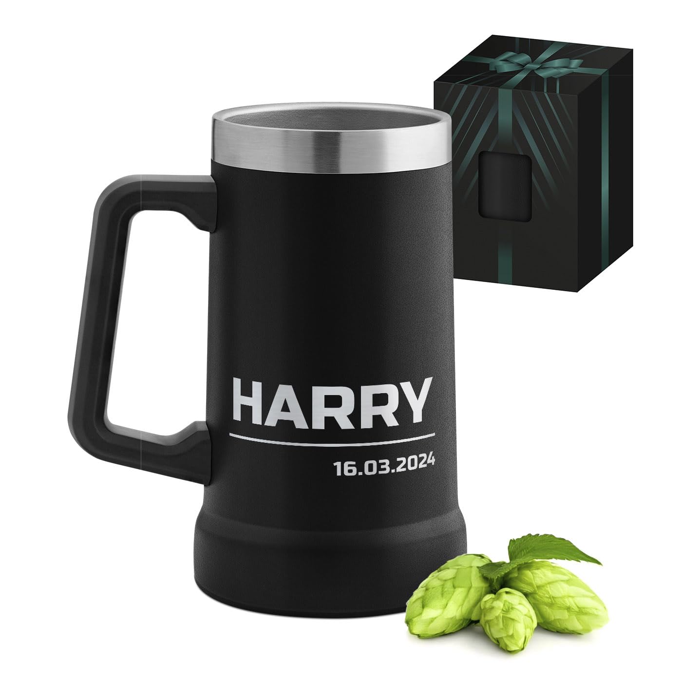 Maverton Isolierter Bierkrug mit Gravur 700 ml Schwarz - Edelstahl Bierglas mit Namen - mit funktionellem Henkel - personalisierte Geschenke Männer - Bier Geschenke für Männer