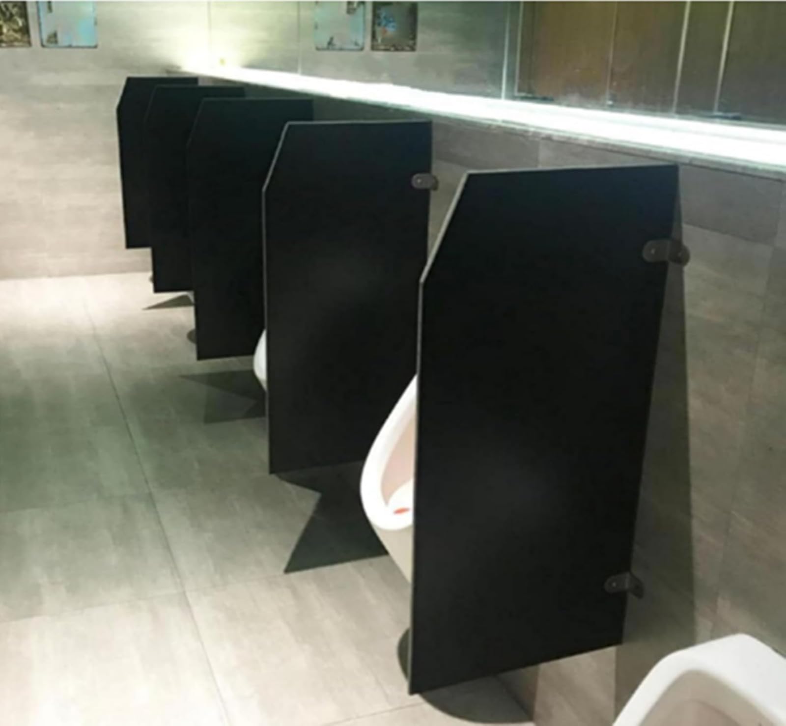 Buokaiw 2pcs Urinal Partition Divider Screen,Wall-Mounted Men's Urinal Screen,Waterproof Toilet Partition Baffle,Extra Hard Urinal Divider Wall.for Hotel Public Restroom Privacy.Black