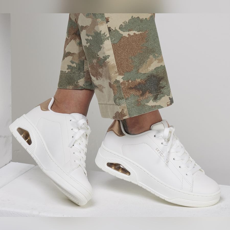 Skechers Women's Uno Courted Air Sneaker2