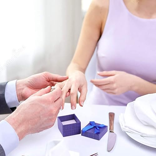 Miniatura 5 de Lainrrew 24 cajas de regalo cuadradas para joyas, cajas para anillos de aretes con lazo, papel de cartón relleno de algodón, perfectas para bodas,