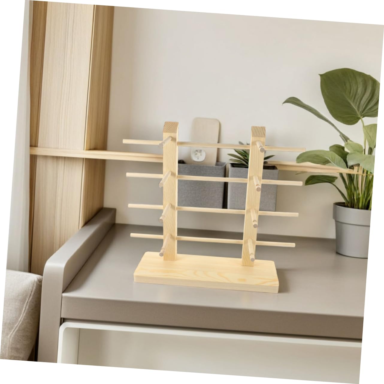 GLEAVI Expositor de Gafas de Sol de Madera Beige Diseño de Varios Niveles y Soporte Multiusos para Tiendas y Mostradores, Paquete de 2 Unidades