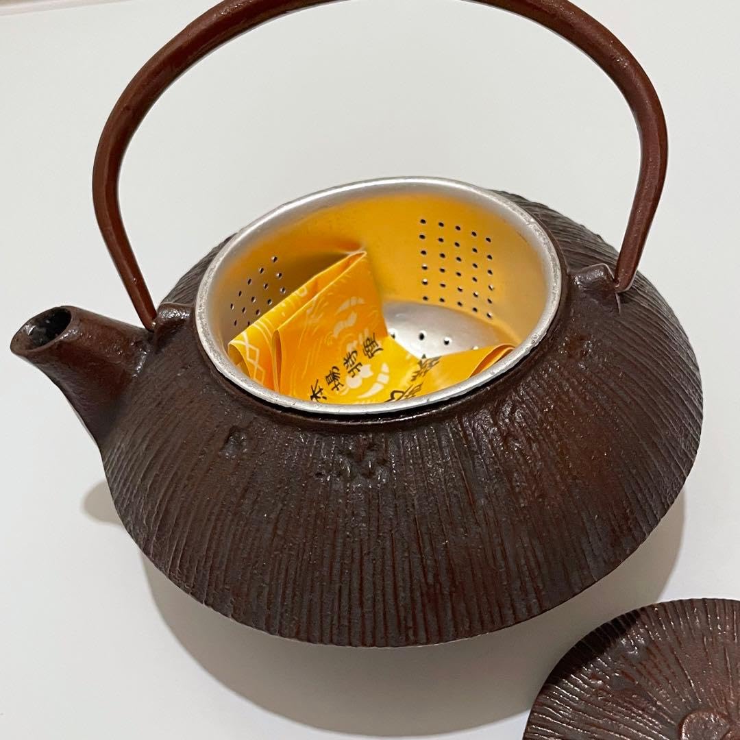 Amazon.co.jp: 南部 盛栄堂 南部鉄器 鉄瓶 急須 赤茶色 梅図 花柄 