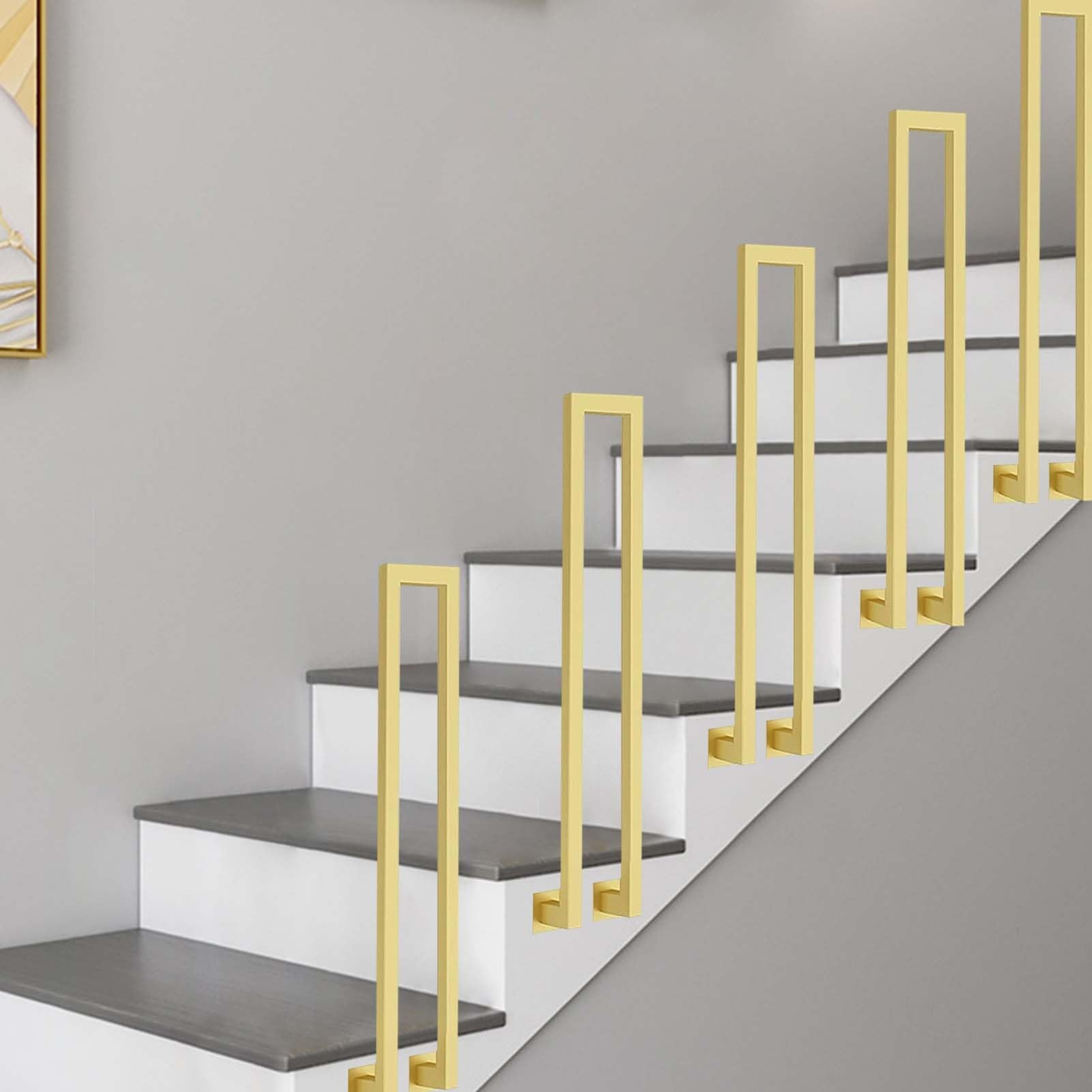 Rampe d'escalier en fer forgé à montage latéral pour une transition sécurisée et stable