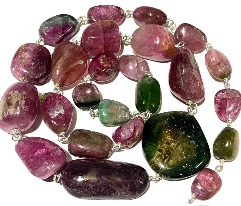 Perles naturelles lisses au style bohème pour sublimer vos colliers d'été