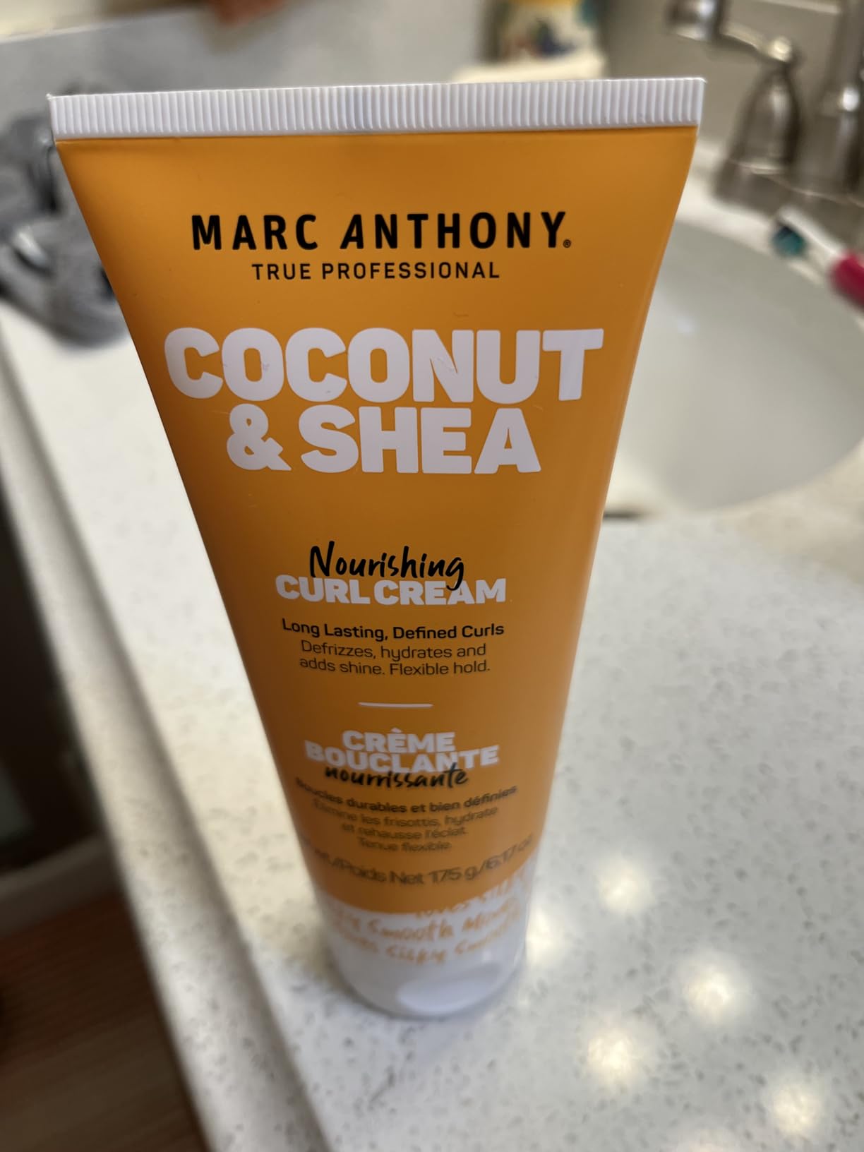 Marc Anthony Nourishing Curl Defining Hair Styling Cream for Extra Dry Hair, Coconut & Shea - Long Lasting Flexible Hold Hair Defining Cream Hydrates & Adds Shine - Styling Product Reduces Frizz 6.17 oz