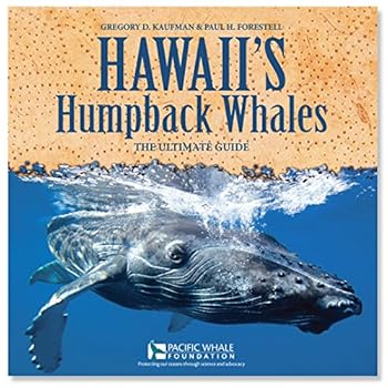 Paperback Hawaii's Humpback Whales: The Ultimate Guide Book